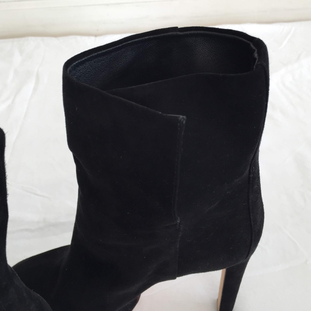 Hugo Boss Platform Booties - Picture 6 of 8